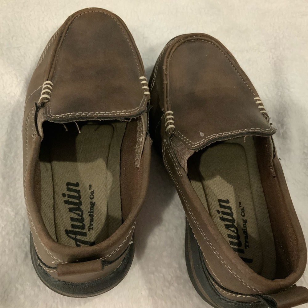 Kids Austin trading co Brown Loafers size 12 nwot.  SKU 2862